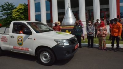 Pemkot Bandar Lampung Serahkan Kendaraan Operasional pada Basarnas Lampung