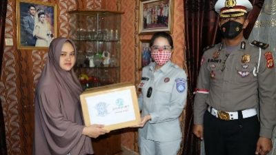 Jasa Raharja dan Ditlantas Polda Lampung Menggelar Baksos Merah Putih Menyambut HUT RI Ke 76