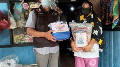 Ketua Tim Penggerak PKK Lampung Dukung Program Operasi Pangan Gratis ACT Bandarlampung Berupa 50 Paket Beras
