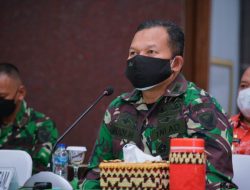 Kasrem 043/Gatam Bersama  Bupati Tulang Bawang  Ikuti Rakornis TMMD Ke-112 Tahun 2021 Secara Virtual