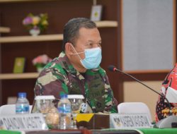 Kasrem 043/Gatam Ikuti Paparan Dansatgas TMMD Ke – 112 TA 2021 Jajaran Kodam II/SWJ Secara Virtual