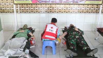 Peringati HUT Korem 043/Gatam Ke-74, Komandan Kodim 0410/KBL Melaksanakan Kegiatan Donor Darah