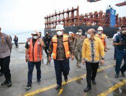 Melalui Rute Baru Meratus Internasional, Gubernur Arinal Lepas Produk Perdana PT. Great Giant Pineapple ke Singapura