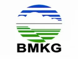 Warga Bandarlampung Berlarian Saat gempa Berkekuatan Magnitudo 5,5 Guncang Tanggamus