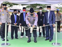 Kapolri Resmikan Gedung Baru Ponpes Assalam Sekaligus Tinjau Vaksinasi se-Jawa Barat