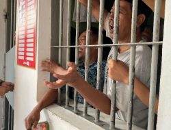 Lomba Buka Kunci Gembok Hunian, Kalapas Kelas IIB Gunung Sugih Berharap Seluruh Petugas Harus Waspada dan Selalu Siap Siaga