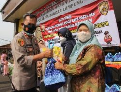 Polresta Bandarlampung Salurkan 286 Paket Sembako Untuk Kaum Duafa,Yatim Piatu Dan Warakauri Polri