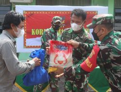 Koramil 410-03/TBU Kodim 0410/KBL Bagikan Sembako Kepada Masyarakat Binaan