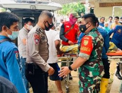 Cepat Tanggap, Babinsa Usep Sopwan Bersama Bhabinkamtibmas dan Lurah Bantu Evakuasi Korban Kecelakaan Kerja