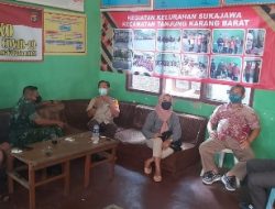 Tingkatkan Sinergitas Bersama Perangkat Kelurahan, Babinsa Serda Wahab Laksanakan Komsos