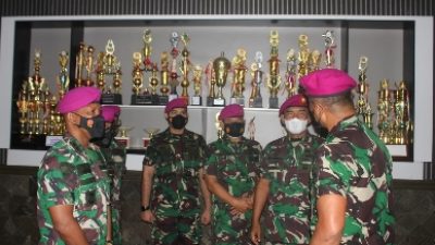 Kunker Danbrigif 4 Marinir/BS Bersama Ketua Cabang 7 Jalasenastri PG Kormar