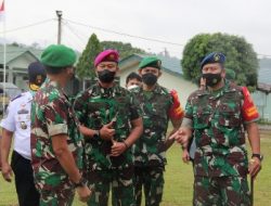 Danbrigif 4 Marinir/BS Kolonel Harry Indarto Menghadiri Apel Gelar Gabungan TNI-Polri