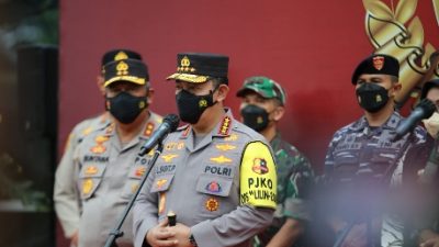 Tinjau Bakti Negeri Akabri 2001, Kapolri Tekankan Vaksinasi Hingga Waspadai Pintu Masuk Negara