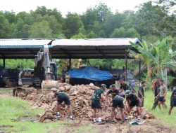 Brigif 4 Marinir/BS Membangun Jalan Baru Akses Menuju Garase Tank