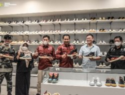 Gelorakan Semangat Tahun HAK Cipta, Kemenkumham Jabar Laksanakan Pemantauan Kekayaan Intelektual ke PT Sinar Runnerindo Sepatu Ventela