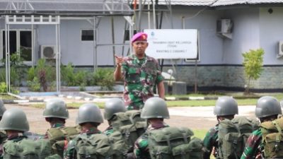 Komandan Yonif 9 Marinir Beruang Hitam Resmi Melepas Keberangkatan Satuan Tugas Satpamwal Mabes TNI