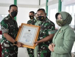 Danrem 043/Gatam Serah Terimakan Dua Pejabat Dandim