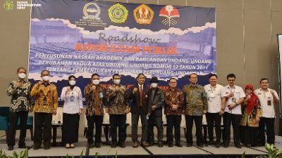 Kanwil Jabar Hadiri Roadshow Konsultasi Publik RUU Tentang Perubahan Kedua Atas UU No.12/2011 Tentang Peraturan Pembentukan Perundang – Undangan