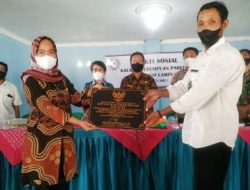 Ketua DPRD Lampung Hadiri Penyerahan UPPO Kelompok Tani di Desa Ringin Sari Tulang Bawang