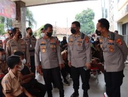 Bentuk Herd Immunity, Wakapolda Lampung Tinjau Vaksinasi di Polresta Bandarlampung