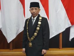 Prof Dr. I Nyoman Pugeg Aryantha Resmi Dilantik Sebagai Rektor ITERA Periode 2022 – 2026