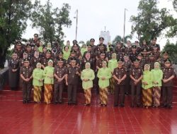 Peringati HBA ke-62 dan HUT IAD ke-22, Kajati Lampung Pimpin Upacara Ziarah dan Tabur Bunga di Taman Makam Pahlawan