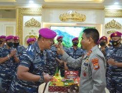 Danbrigif 4 Marinir/BS Beserta Puluhan Prajurit Serbu Mapolda Lampung