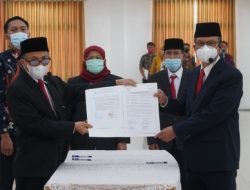Rektor ITERA Lantik Prof. Khairurrijal Sebagai Wakil Rektor Akademik dan Kemahasiswaan