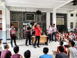 Kakanwil Kemenkumham Jabar Sosialisasi UU No 22 Tahun 2022 Tentang Pemasyarakatan Kepada Warga Binaan Lapas Cibinong