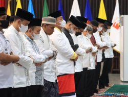 Gubernur Lampung Bersama Wakil Gubernur Lampung Laksanakan Shalat Ied Di Mahan Agung