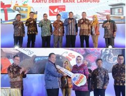 Gubernur Arinal Didampingi Pemegang Saham Bank Lampung, Komisaris dan Direksi Menyerahkan Grand Prize Mobil Honda Brio Kepada Nasabah