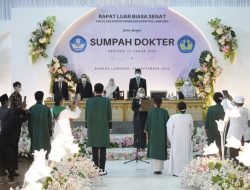 69 Mahasiswa Kedokteran Ikuti Sumpah Program Profesi Dokter