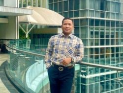 Meski Sibuk Sebagai Pengacara, Ahmad Handoko Caleg DPR RI Dari PAN Tetap Rajin Sambangi Warga Untuk Memberikan Sosialisasi Hukum Gratis