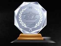 Tim Delegasi FEB Raih The Best of the Best Award the 5th DIIID 2022