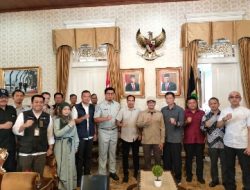Jasa Raharja Bersama Satgas Bencana BUMN Gotong Royong Bantu Masyarakat Korban Gempa Cianjur