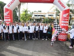 Puluhan ASN Dinas Perindag Ikuti Jalan Sehat Dalam Rangka HUT Korpri Yang Dilepas Wagub Chusnunia Chalim