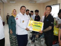 Ahli Waris Korban Banjir dan Tanah Longsor di Tiga Kabupaten Terima Santunan Rp10 Juta Per Orang Dari Gubernur Arinal