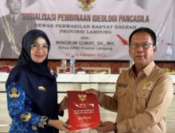 Ketua DPRD Lampung Sosialisasi PIP di SMAN 1 Kota Gajah