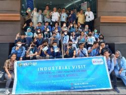 Mahasiswa IE-FAIR 2023 Kunjungi XL Axiata Medan