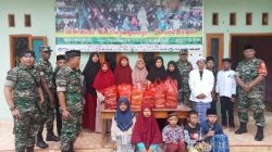 Jelang Berbuka Puasa, Personel Kodim 0410/KBL Bagi-Bagi Makanan Gratis Untuk Masyarakat
