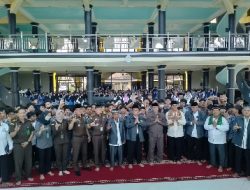 Jaksa Masuk Pesantren, Kejati Lampung Menggelar Penyuluhan Hukum Dengan Audiensi Para Santri