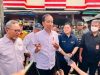 Kunjungan Kerja di Lampung, Presiden Jokowi Tinjau Harga Komoditas Pangan di Pasar Natar