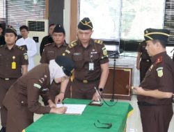 Kajati Lampung Melantik dan Ambil Sumpah Kerja 115 PNS Kejati Lampung