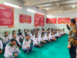 Kepala Lapas Narkotika Bandar Lampung Berikan Edukasi ‘Behavioral and Management Saving’ Kepada Warga Binaan