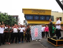 Sambut Hari Bhayangkara Ke 77, Polresta Bandar Lampung Gelar Olah Raga Bersama TNI – Polri