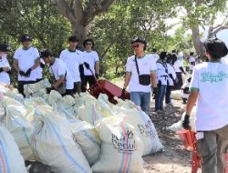 Sukses Kumpulkan 2,5 Ton Sampah, PLN Ajak Mahasiswa Gelar Aksi Bersih Pantai di Bandar Lampung