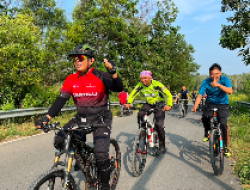 Jaga Kebuguran Fisik, Petugas Lapas Narkotika Bandar Lampung Gelar ‘Gowes Bareng’