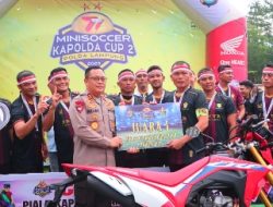 Brimob Raih Piala Juara I Usai Kalahkan Juara Bertahan dalam Mini Soccer Kapolda Cup II Tahun 2023