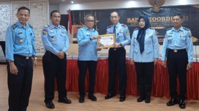 Bapas Kelas II Bandarlampung Raih Penghargaan Terbaik I Dalam Capaian Kinerja Terbaik Semester I Tahun Anggaran 2023