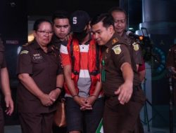 Tim Tabur Intelijen Kejati Sulsel Tangkap Buronan Berinisal AM Terkait Dugaan Tindak Pidana Korupsi Dana Desa